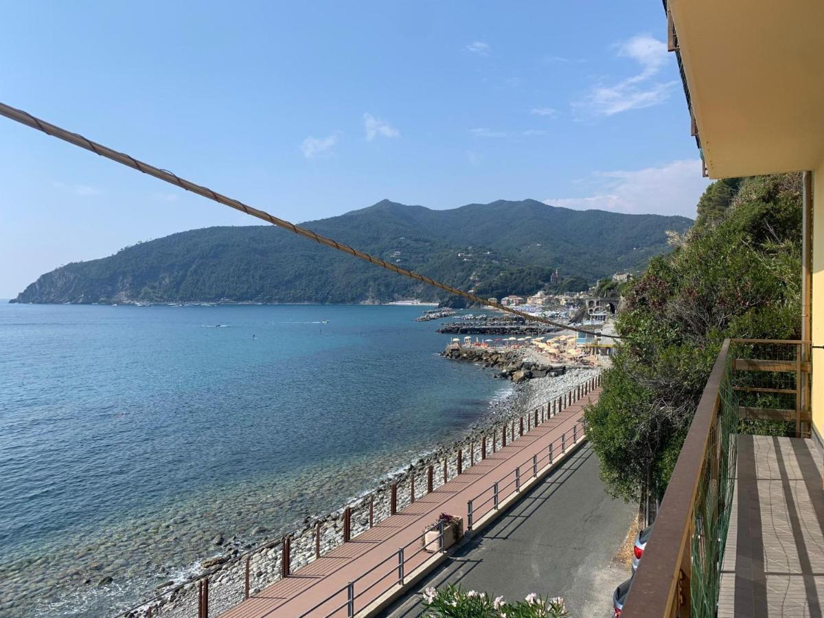 M'Illumino D'Immenso - Moneglia Apartments Екстериор снимка