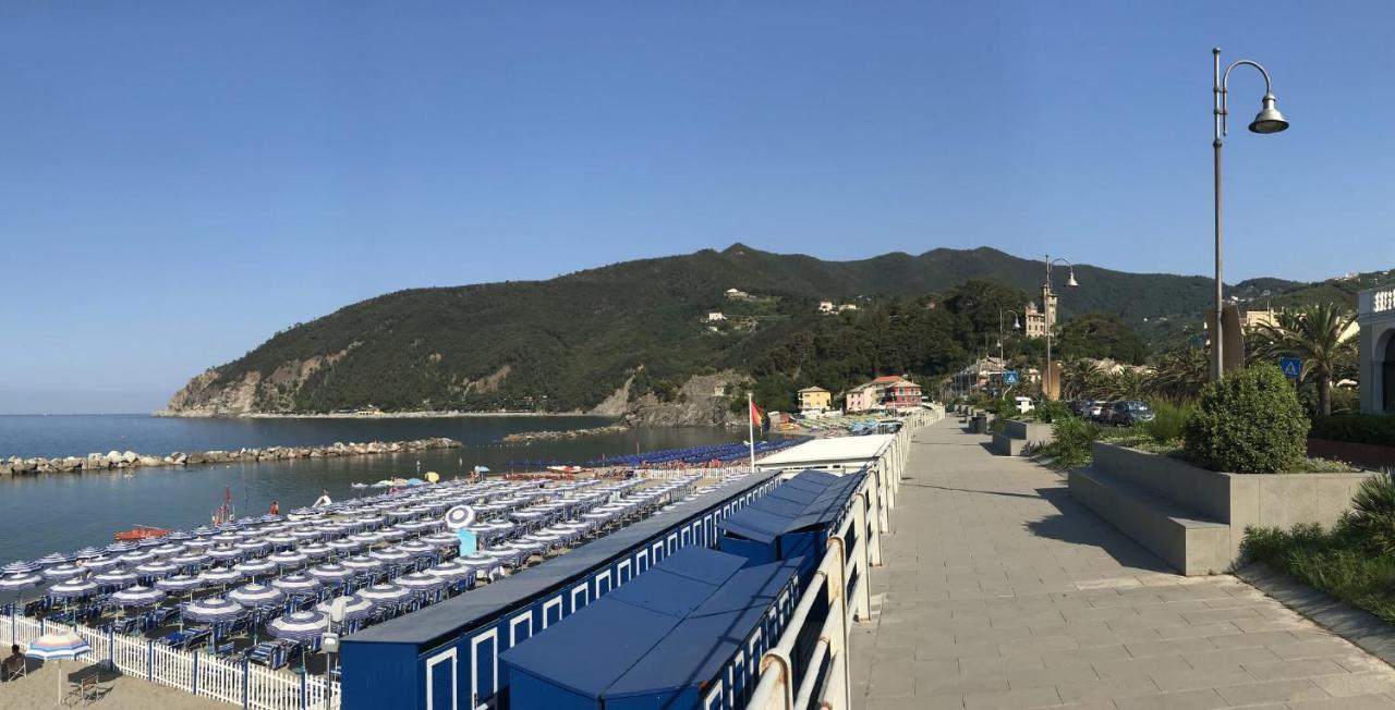M'Illumino D'Immenso - Moneglia Apartments Екстериор снимка